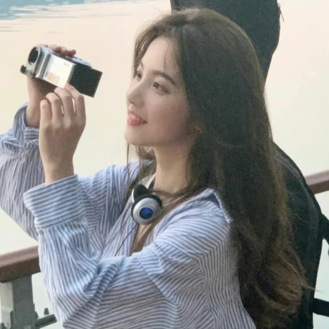 在我姐姐的婚纱里